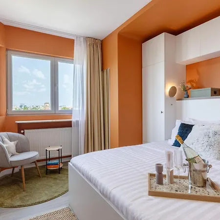 Amazing Style, Bright Colors, Balconies, 1br Near The Faculty Of Law Apartment