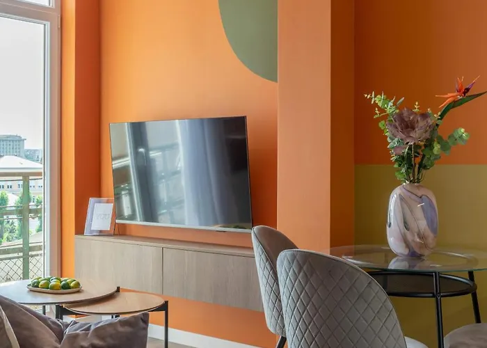 Apartment Amazing Style, Bright Colors, Balconies, 1br Near The Faculty Of Law *