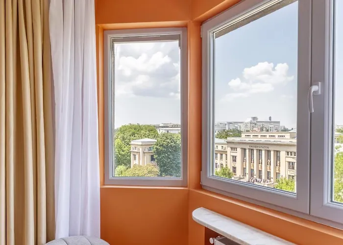 Amazing Style, Bright Colors, Balconies, 1br Near The Faculty Of Law *